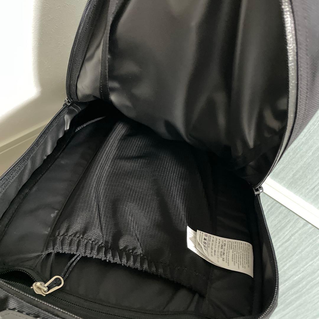 【極美品】ARC'TERYX ブラック リュック　アロー22