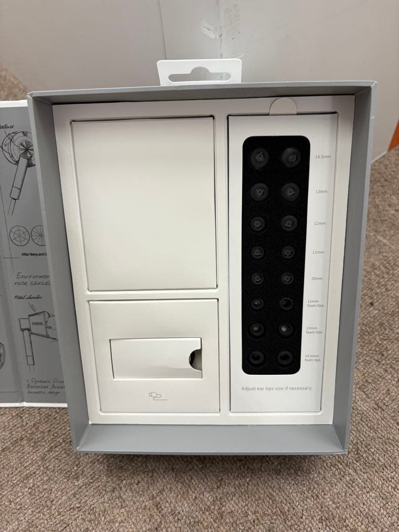 【新品未使用】1MOREトリプルドライバーブルートゥースHi-Res