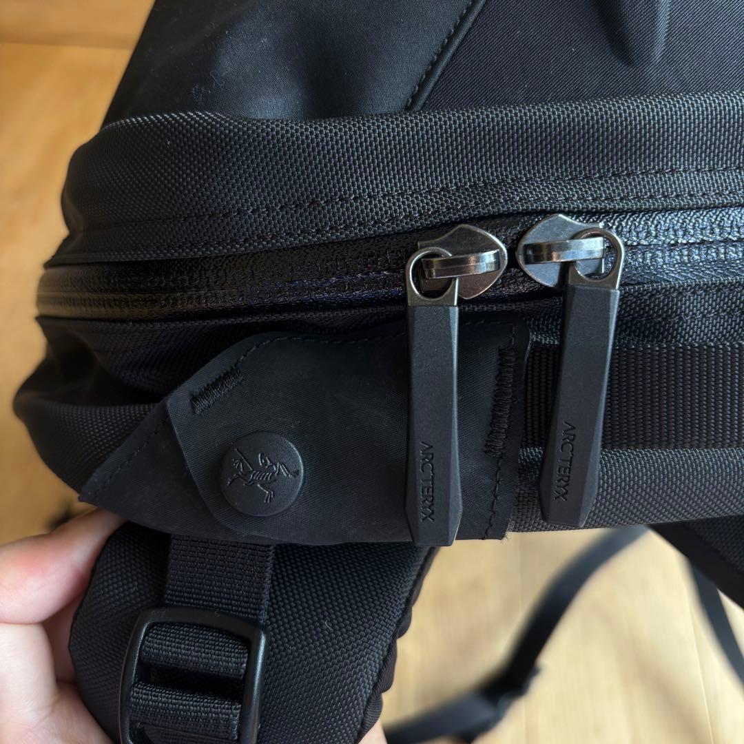 アークテリクス ARRO 22 アロー22 黒 22L バックパック