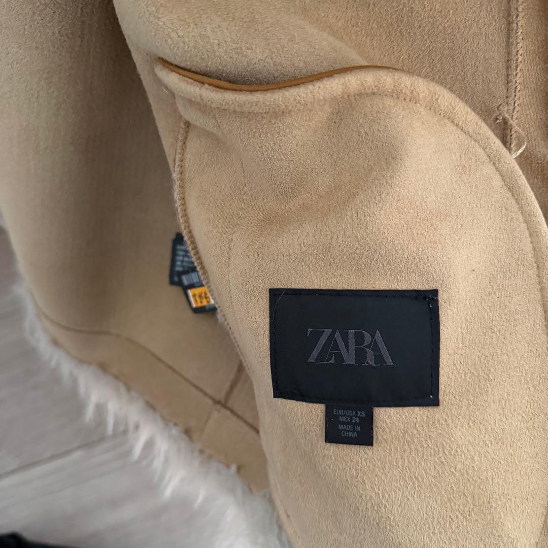 ZARA ダブルフェイクファージャケット