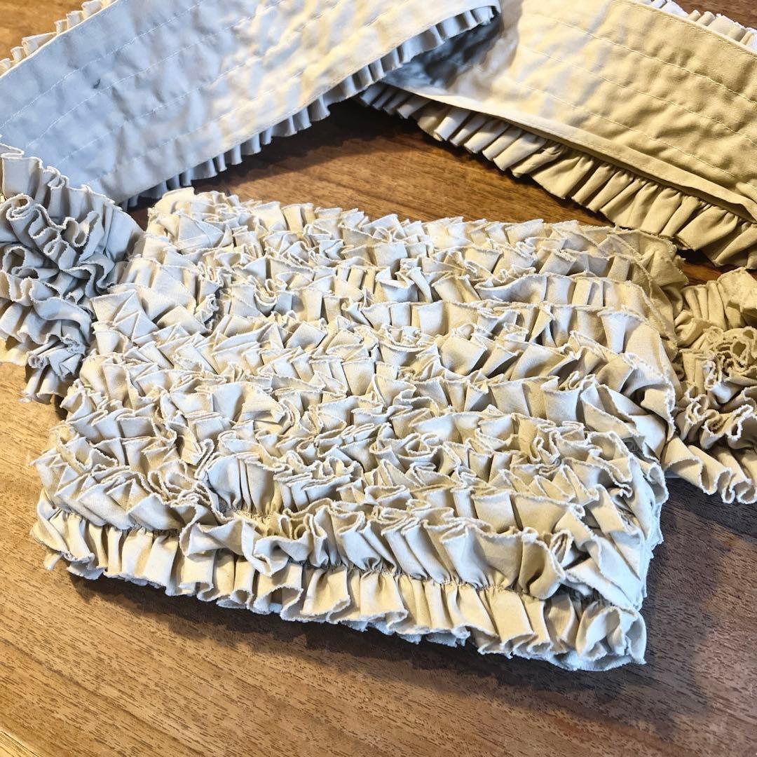 美品オールドマンズテイラー　フリルボディバッグ