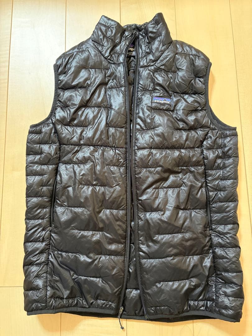 【美品】パタゴニア マイクロ・パフ・ベスト M 黒 STY84075 化繊ダウン