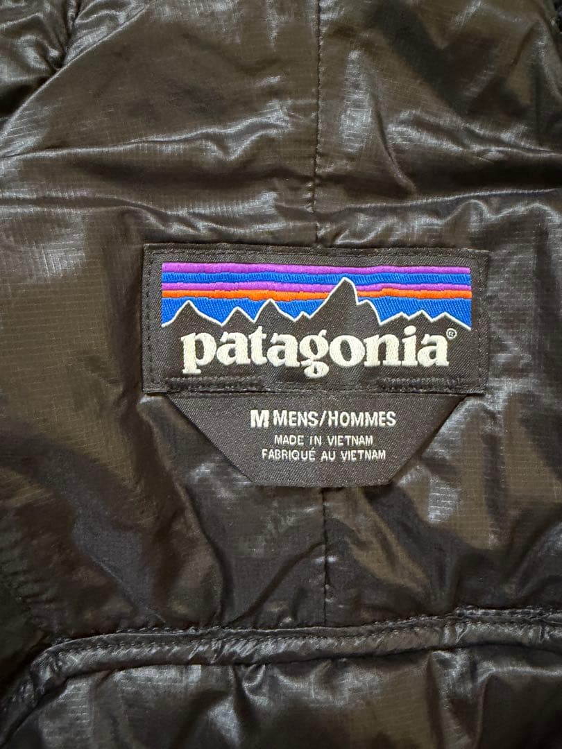 【美品】パタゴニア マイクロ・パフ・ベスト M 黒 STY84075 化繊ダウン
