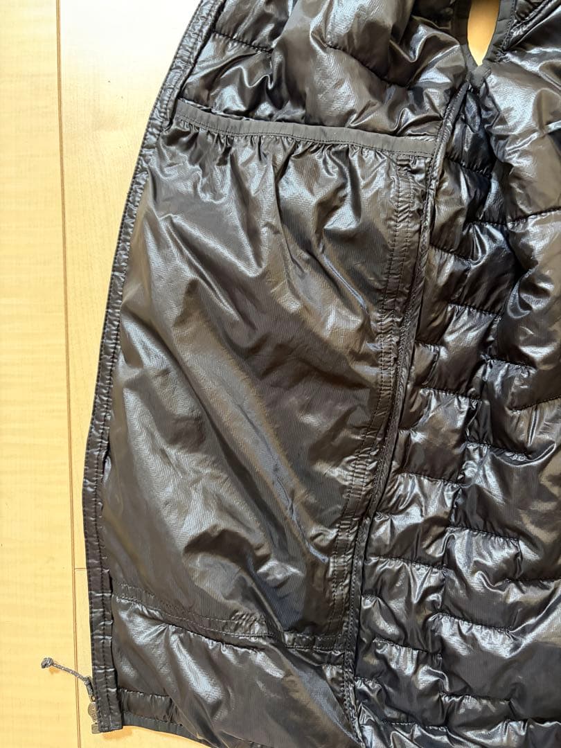 【美品】パタゴニア マイクロ・パフ・ベスト M 黒 STY84075 化繊ダウン