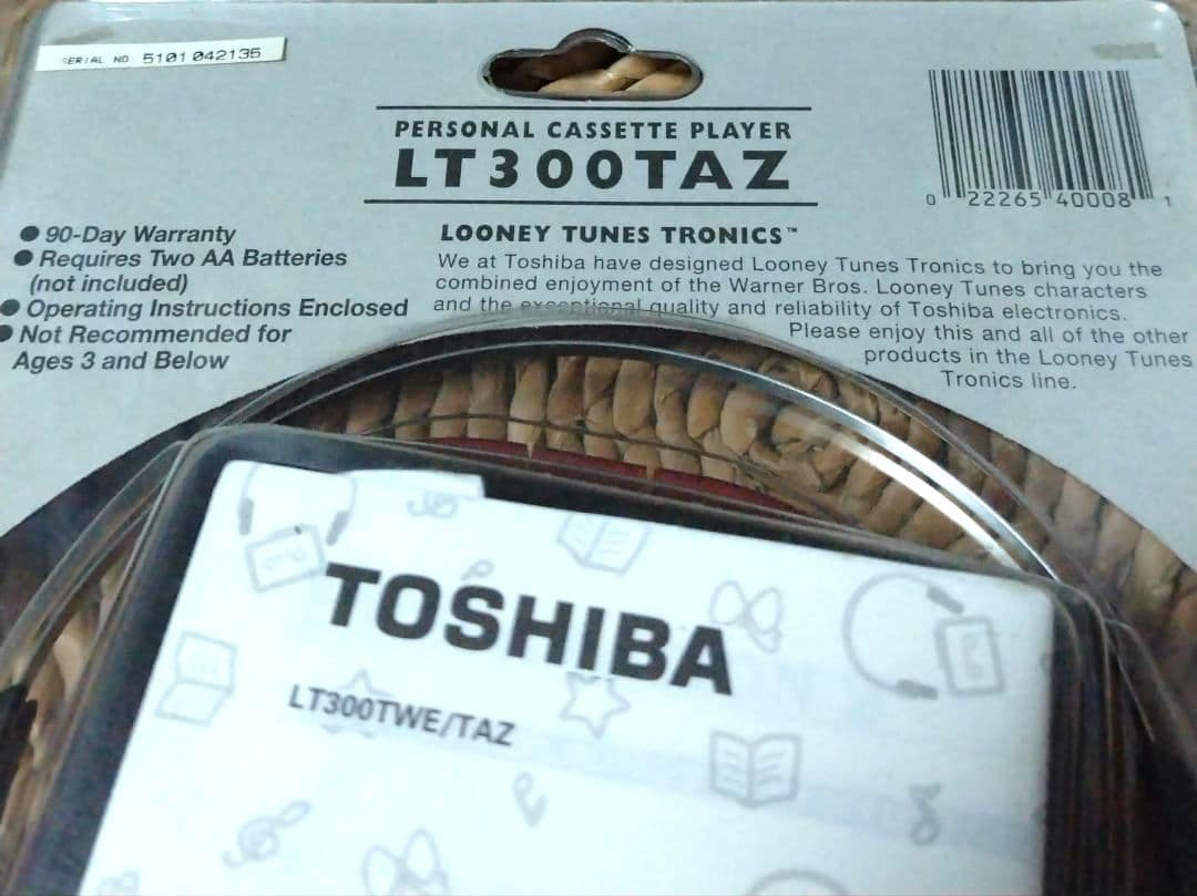 ※未開封 東芝 パーソナルカセットプレーヤー LT300TAZ