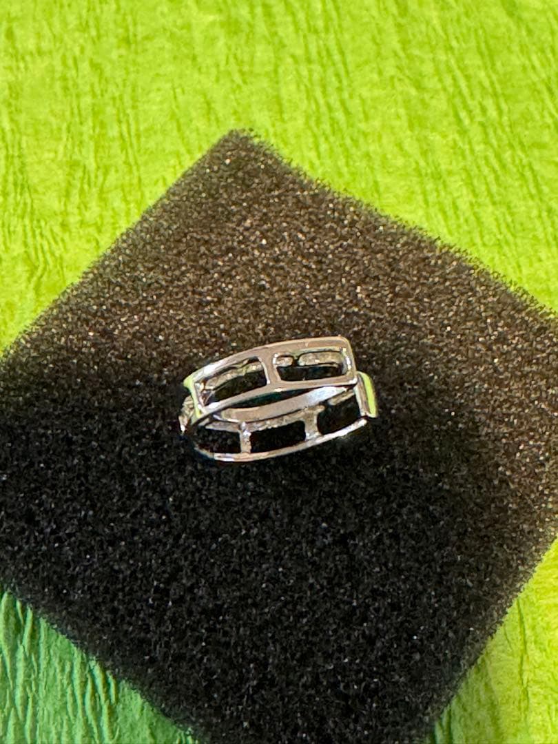 ダイヤモンド　馬蹄形チャーム　K18 0.2カラット　未使用新品