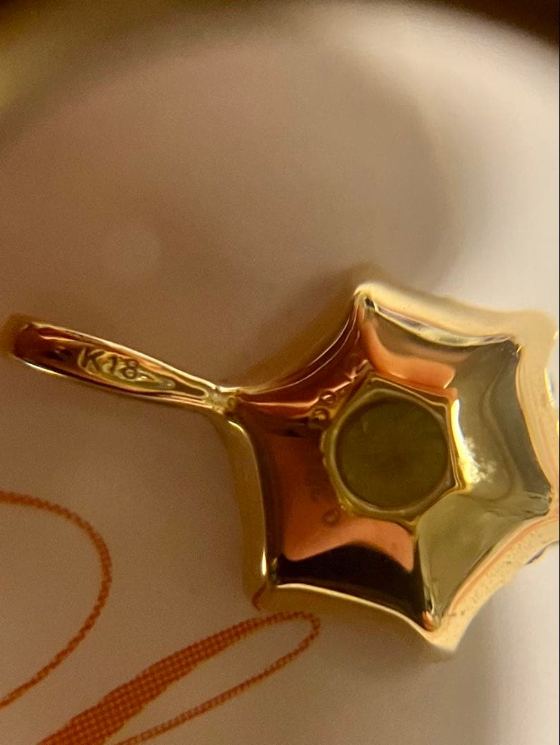 き*ん様 K18＊スフェーン星型 ペンダントトップです