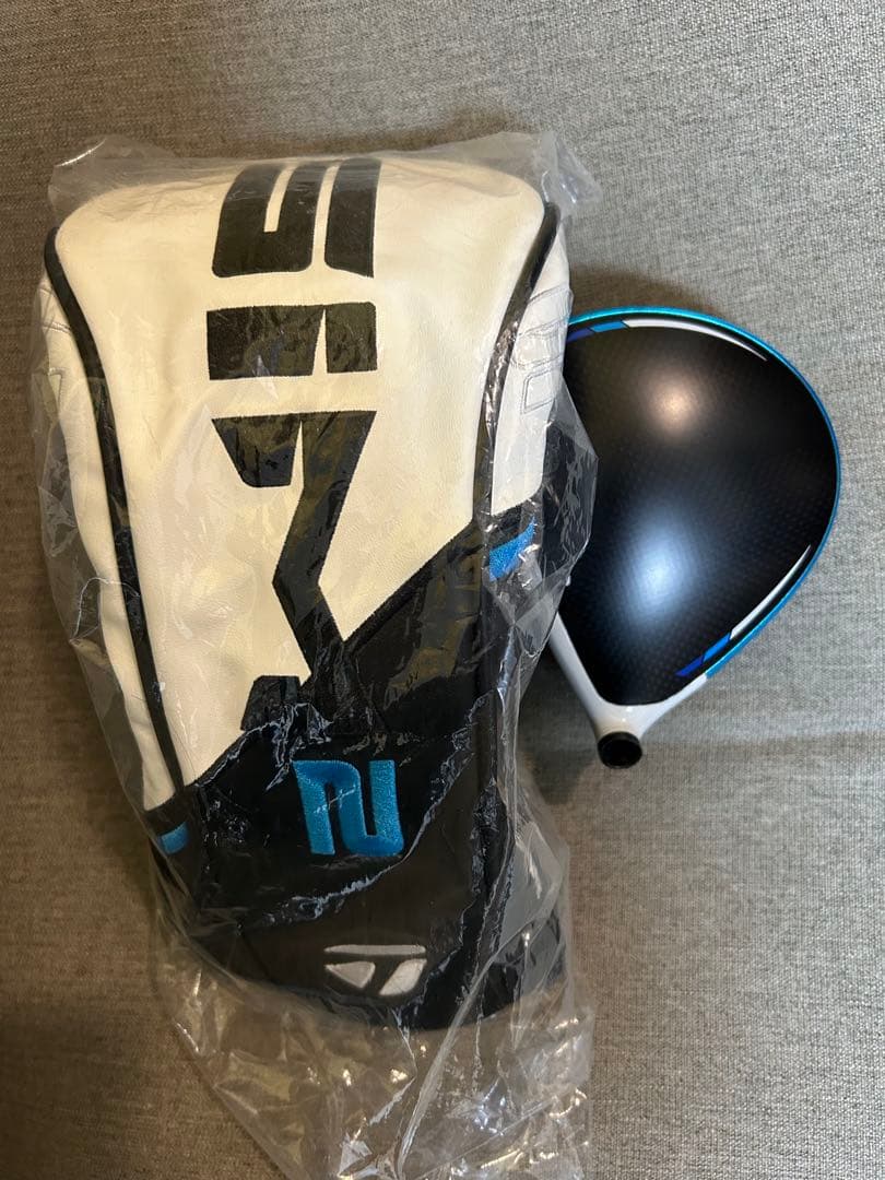 【美品】 SIM2 MAX D 10.5° ドライバー ヘッド単体(カバー付)