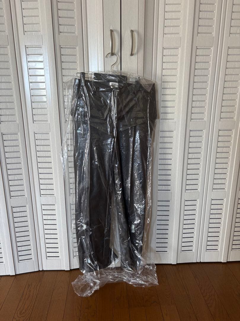 ぽ*こ様 POOLDE ブラック スムース レザーパンツ