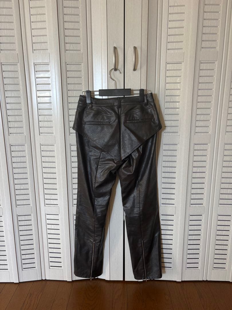ぽ*こ様 POOLDE ブラック スムース レザーパンツ