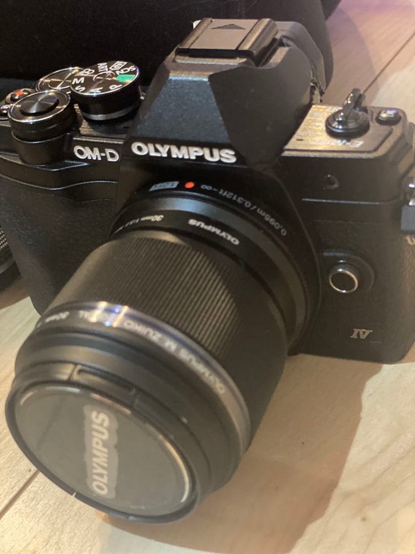 OLYMPUS OM-D E-M10 Mark IV ＋レンズ2本　説明書付き