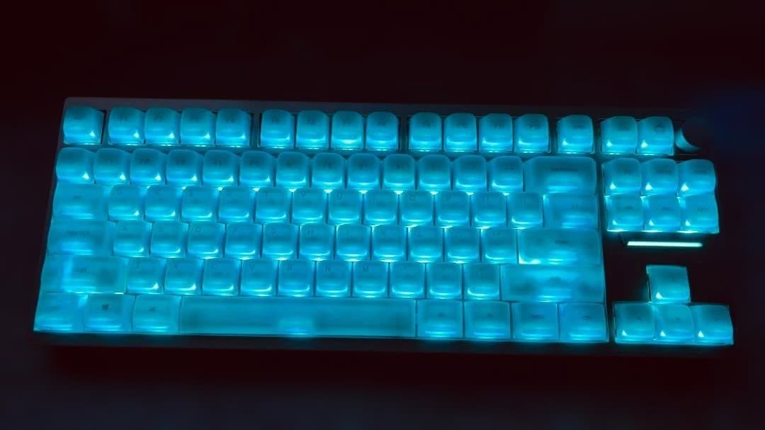 EPOMAKER P87 キーボード＋AegisSil キーキャップ(Blue)