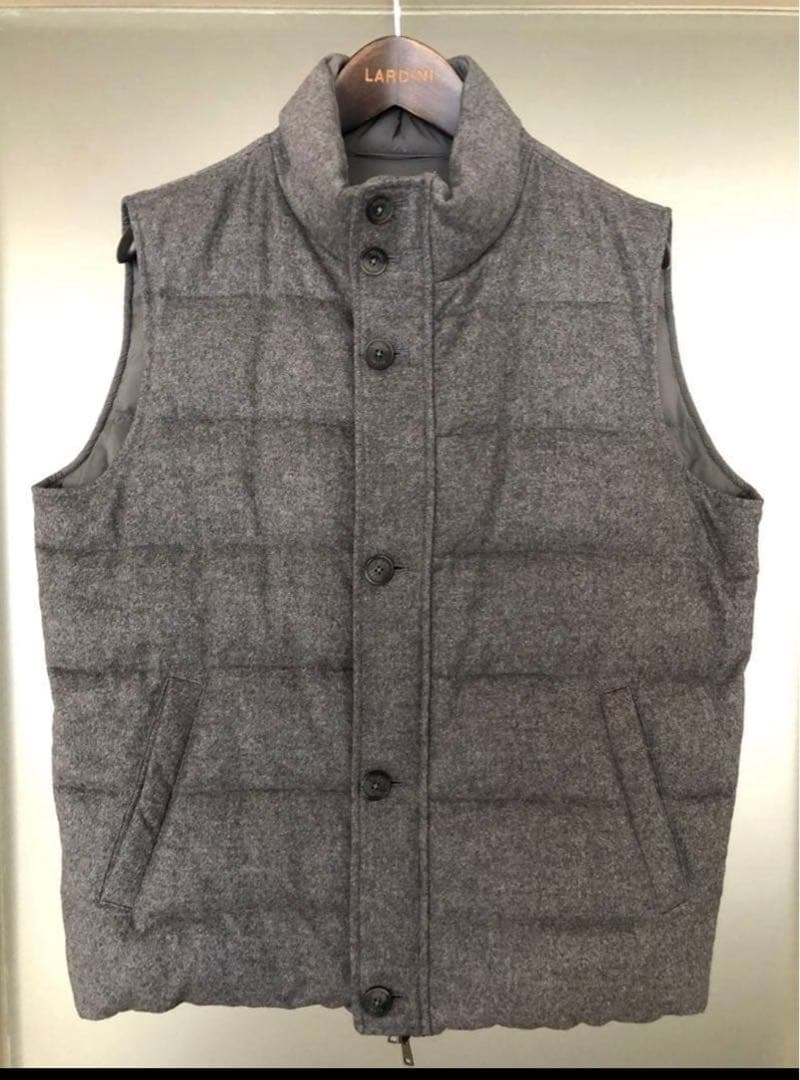 HERNO リバーシブルベストシルクカシミア (PIACENZA)未使用に近い