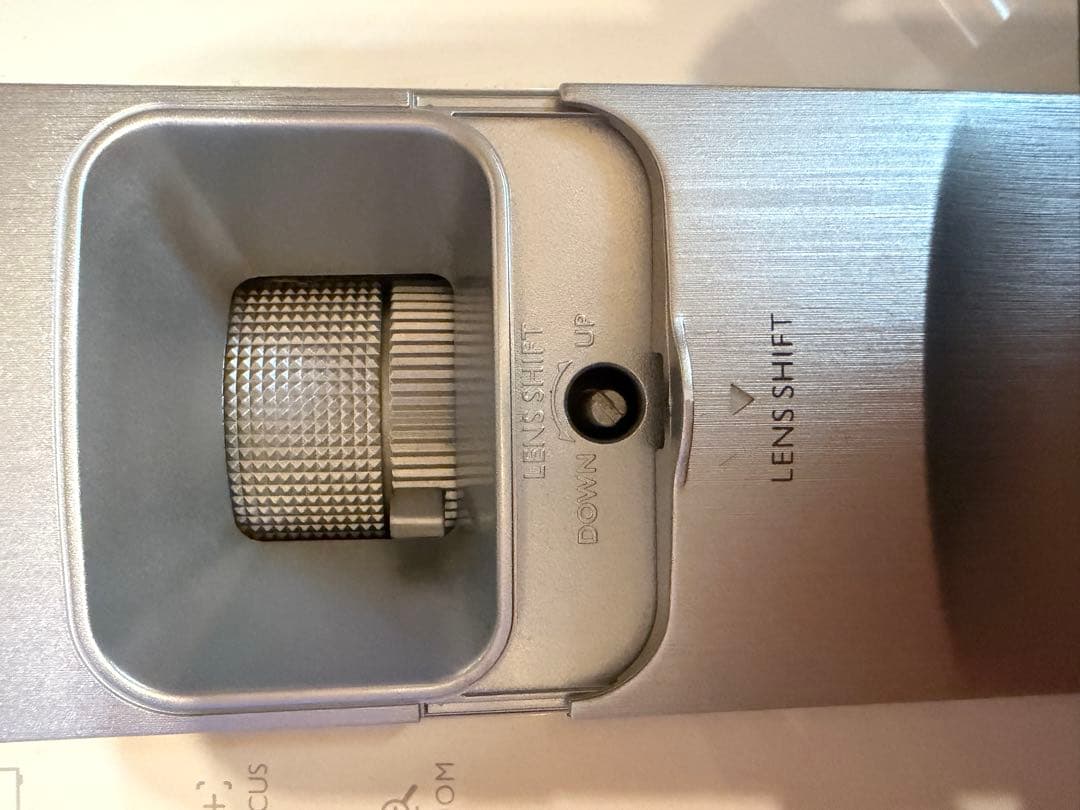 BenQ w1070 DLP3D対応プロジェクター 本体