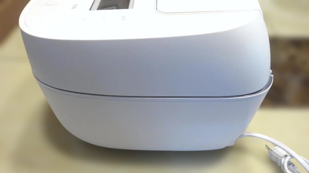 パナソニック 圧力 IH 炊飯器 SR-M10B おどり炊き 白 5.5合中古品