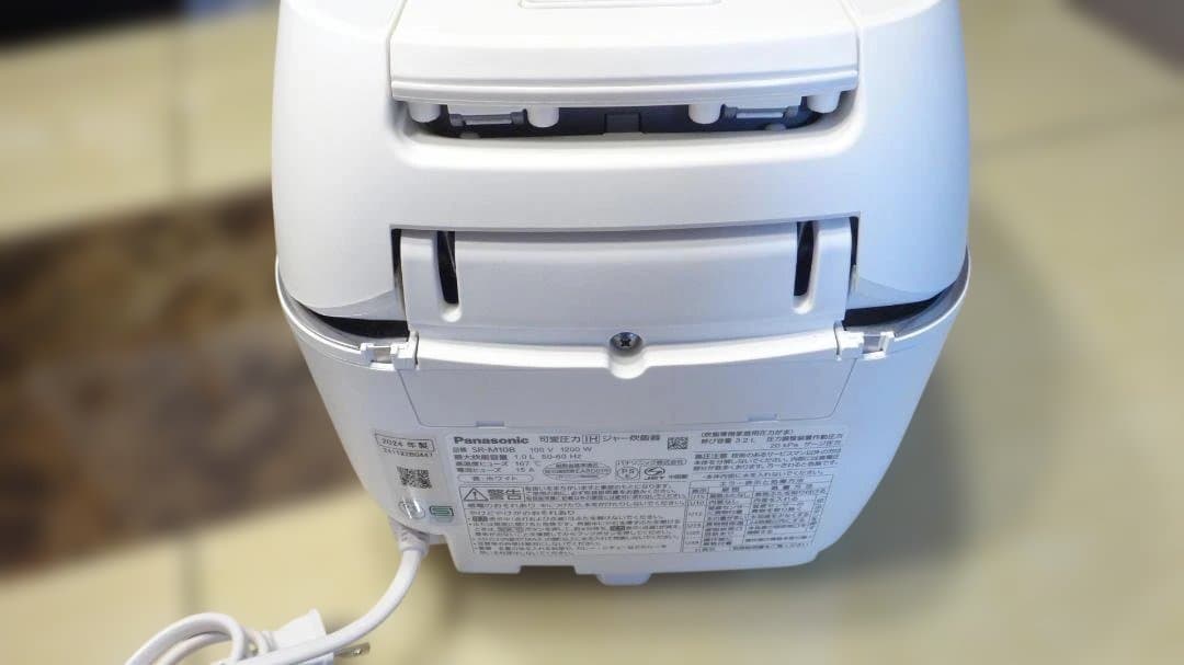 パナソニック 圧力 IH 炊飯器 SR-M10B おどり炊き 白 5.5合中古品