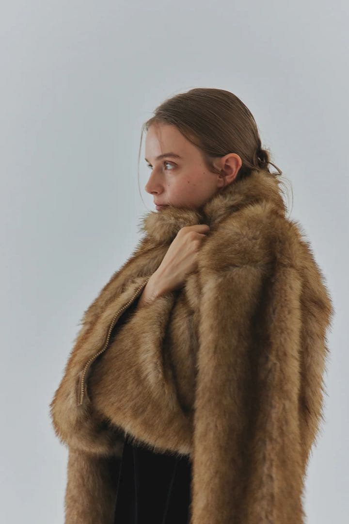 【完売品】maison.celon / eco fur short jacket