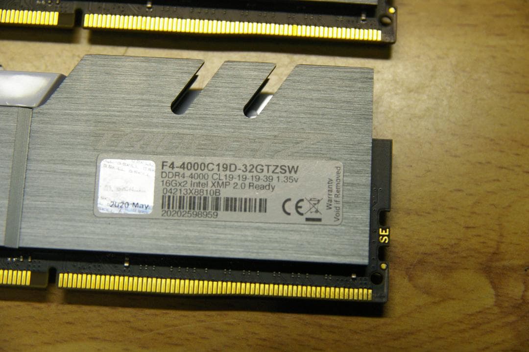 ゲーマー高速な G.SKILL F4-4000C 32GB (2x16GB)