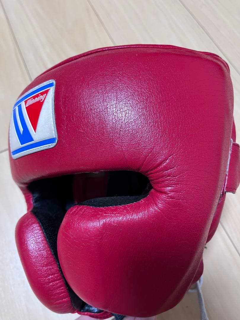 Winning ボクシングヘッドギア 赤