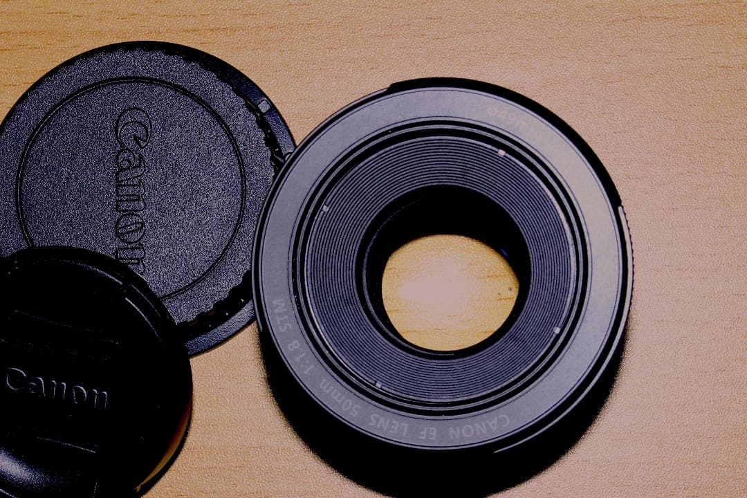 新品 Canon EF 50mm f/1.8 STM レンズ フード付