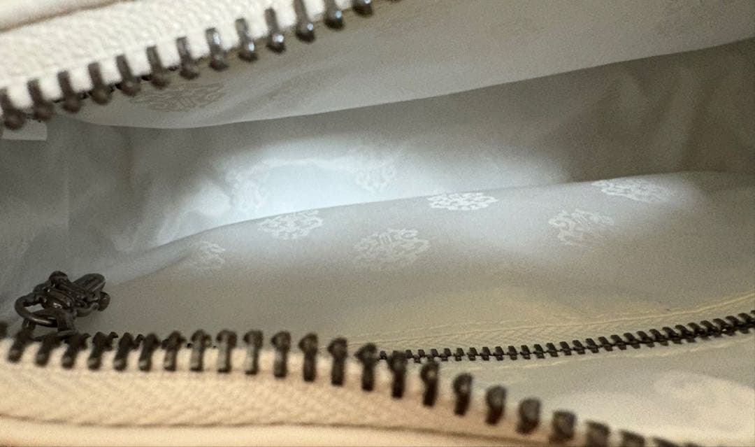 クロムハーツ　白ホワイト　ハンドバッグ　新品未使用品