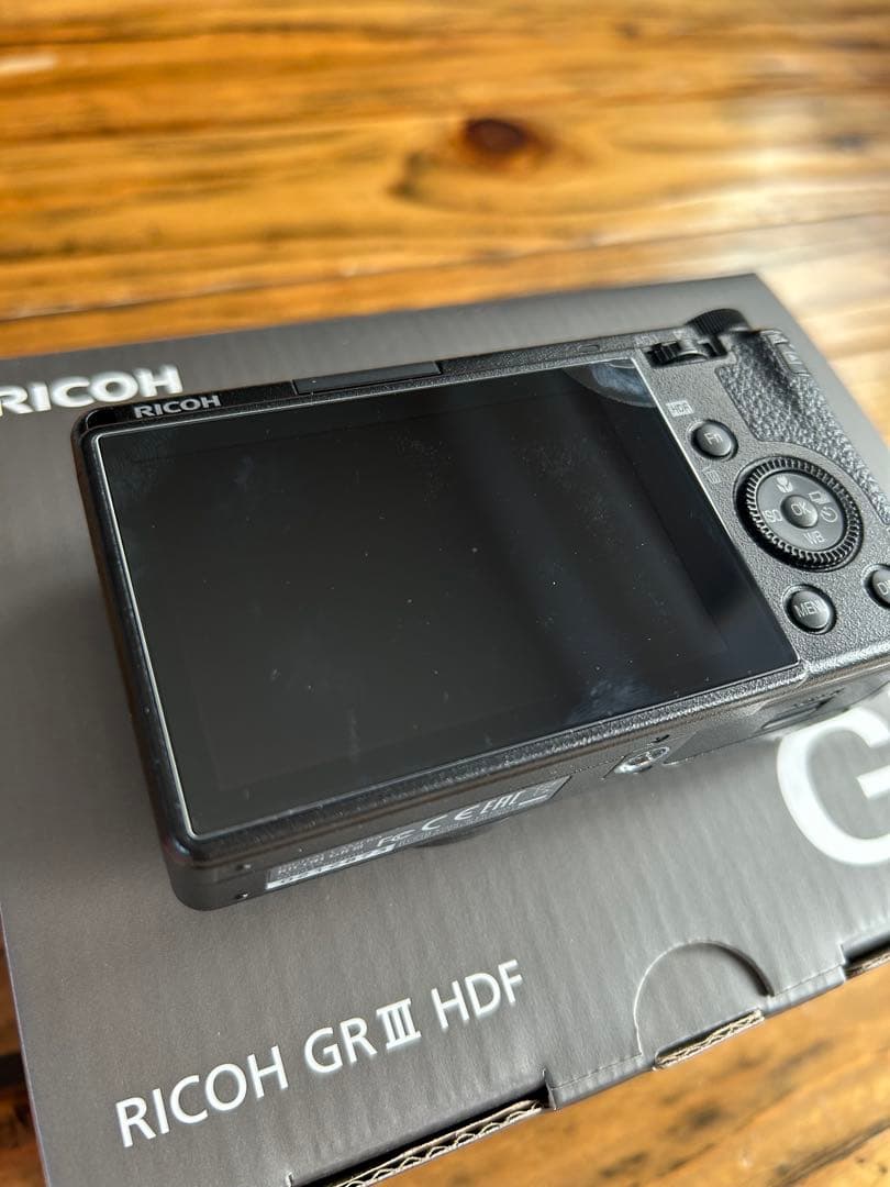 2025年8月購入　RICOH GR III HDFモデル