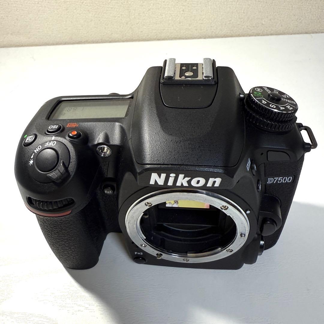【美品】Nikon D7500 デジタル一眼レフカメラ 本体