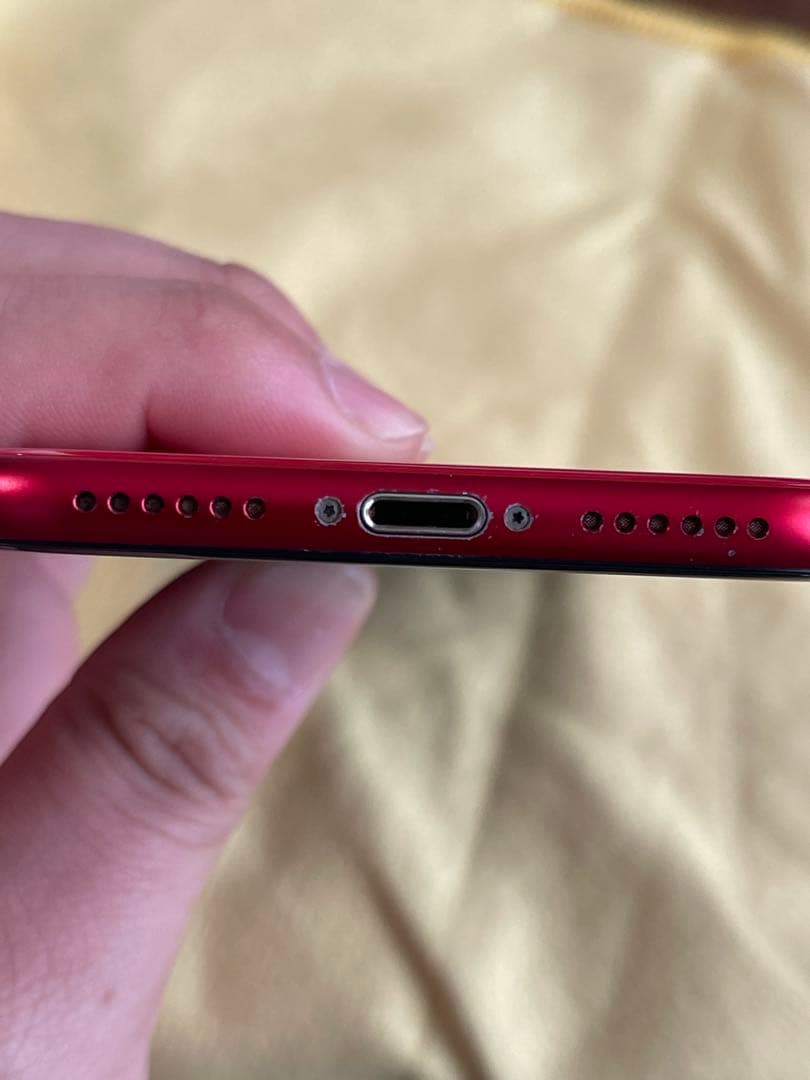 iPhone SE2 第2世代 128GB レッド ②