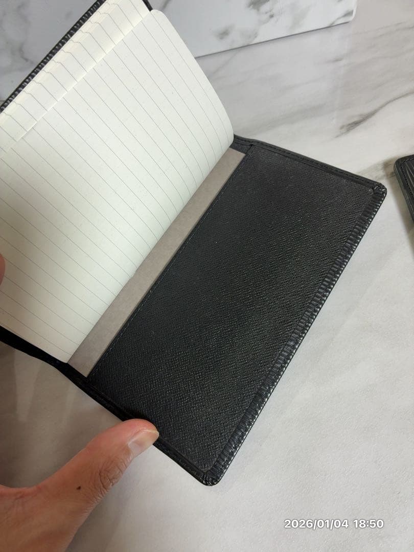 Louis Vuitton エピ　ブラック 黒　手帳　カバー　ノート付き
