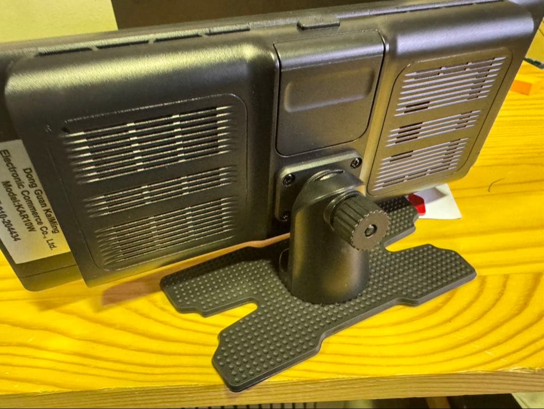 s2195 KASUVAR ポータブルディスプレイオーディオ　KAR10W