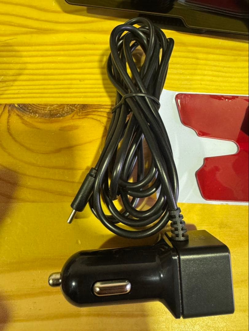 s2195 KASUVAR ポータブルディスプレイオーディオ　KAR10W