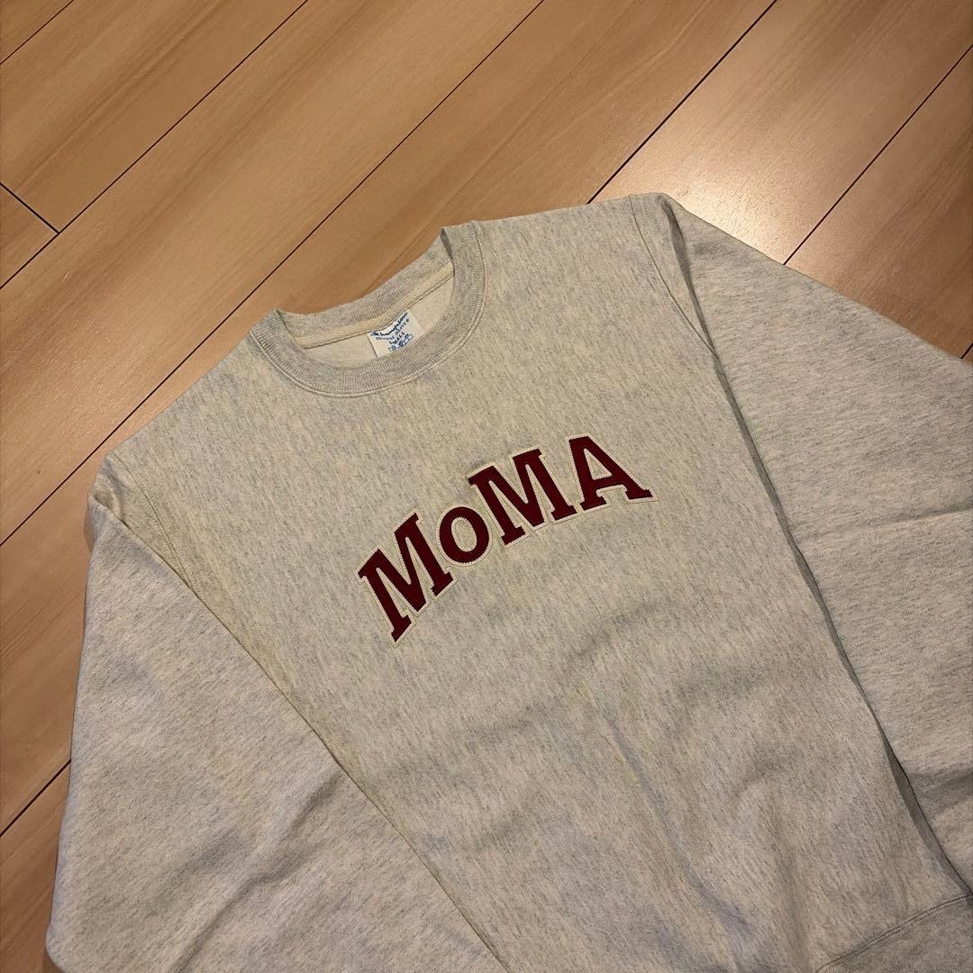 MoMA ✖︎ champion スウェット