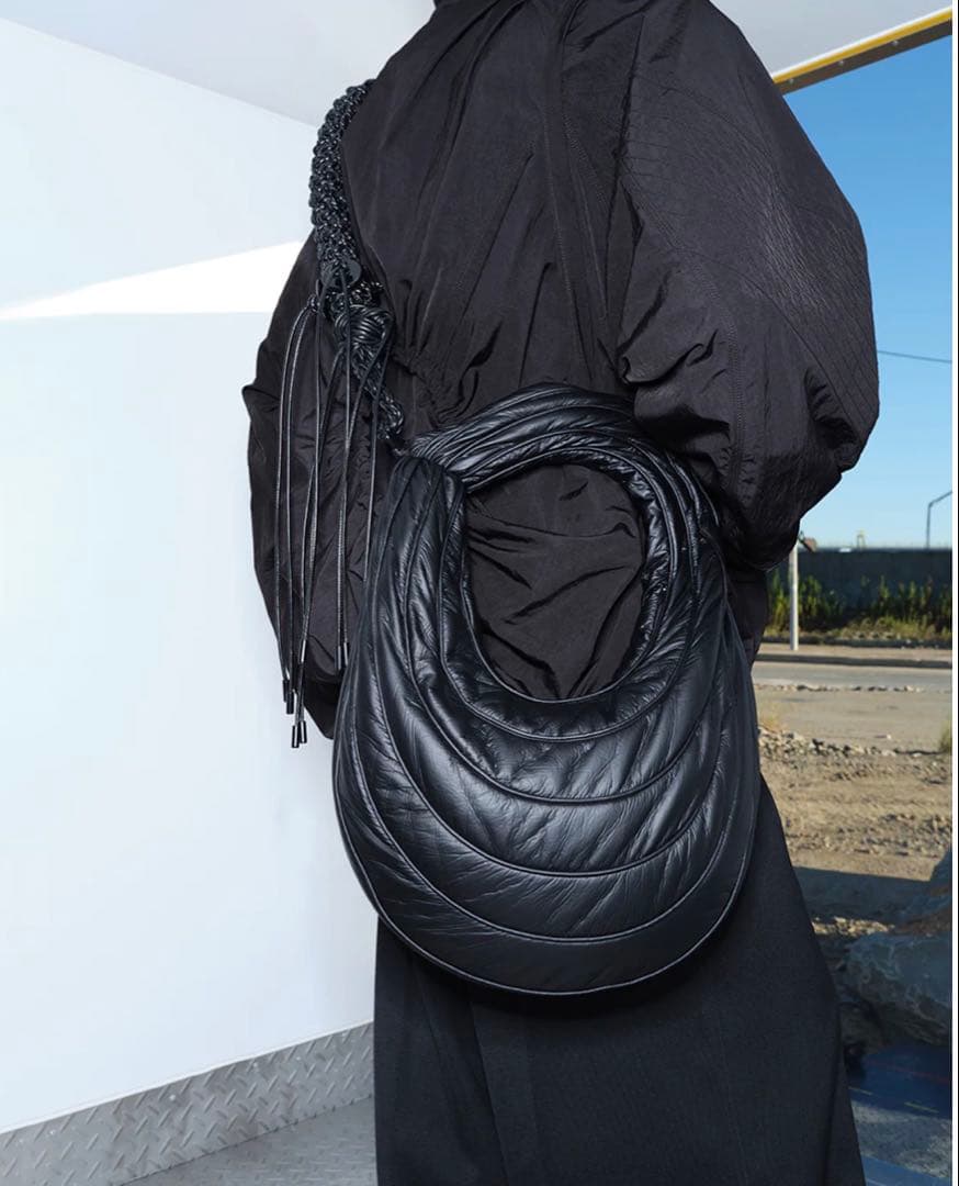 ナットエンペラー ショルダーバッグ