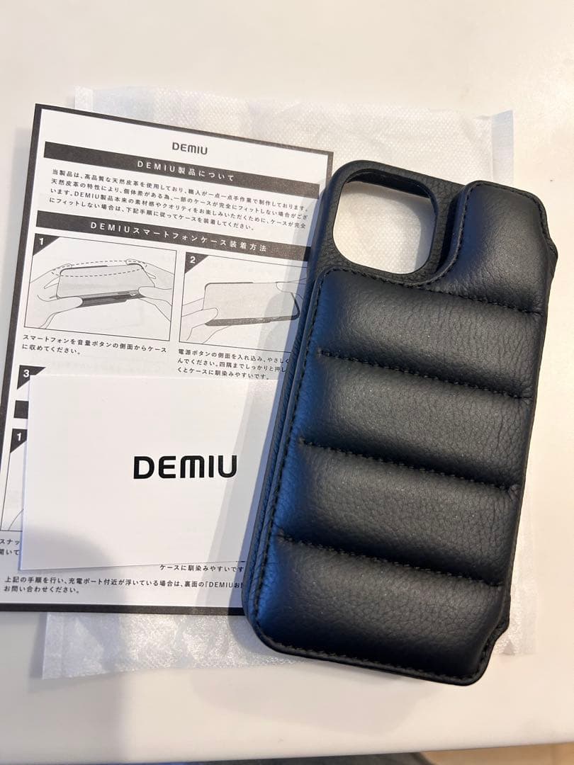 s.　DEMIU ブラック 手帳型iPhoneケース