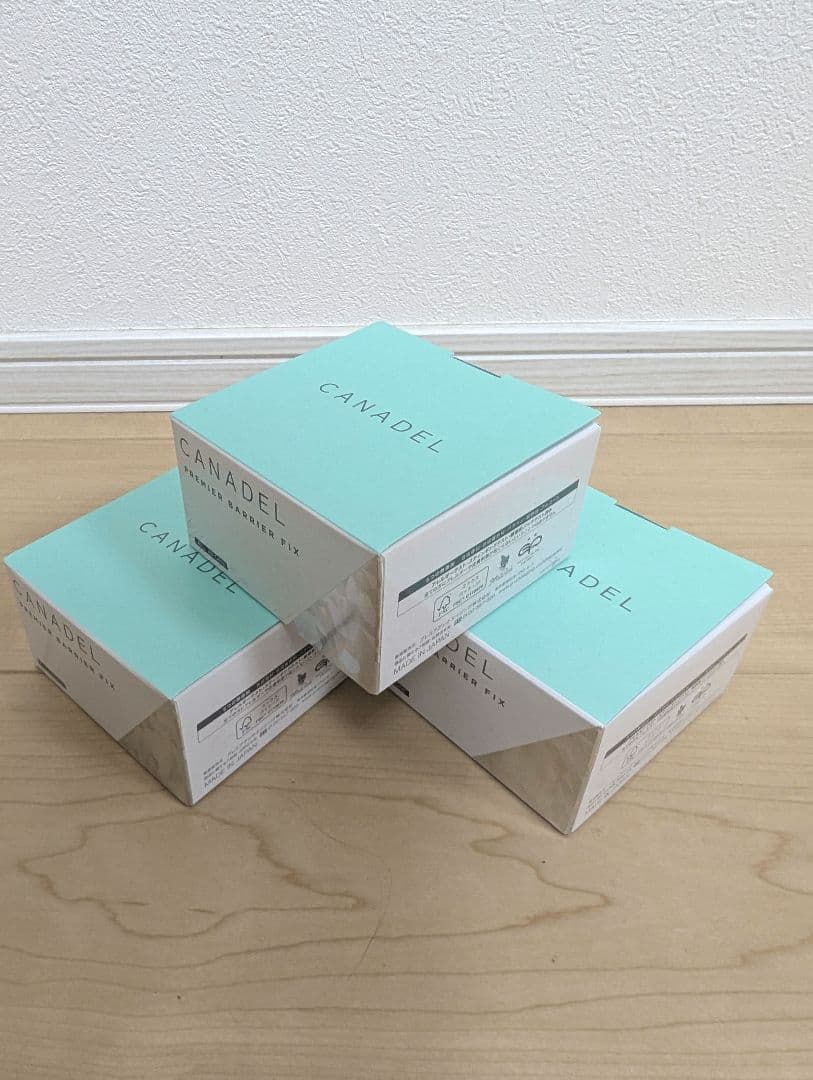 【新品・未使用】CANADEL プレミアバリアフィックス 3個セット