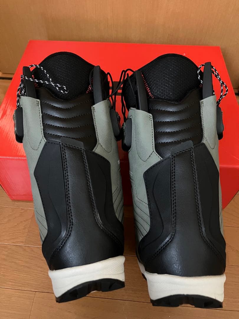 スノーボード DEELUXE EMPIRE CTF 23.5cm 24-25