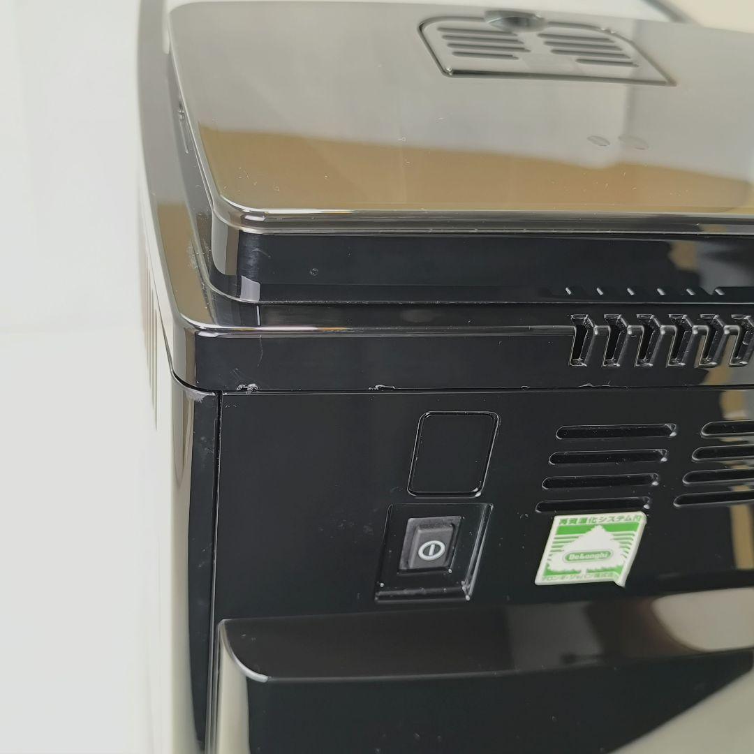 デロンギ　コンパクト全自動コーヒーマシンマグニフィカS ECAM22112B