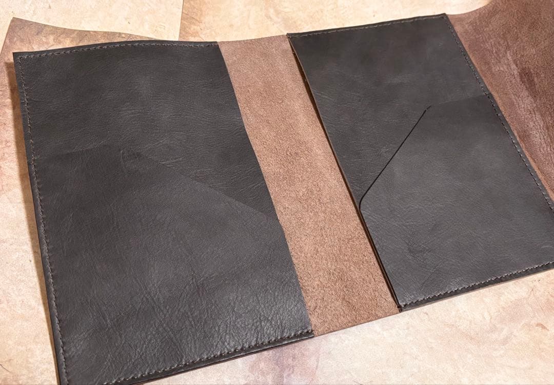 本革　A5サイズ　紙もの　コラージュ収納ファイル　コラージュ収納ポーチ