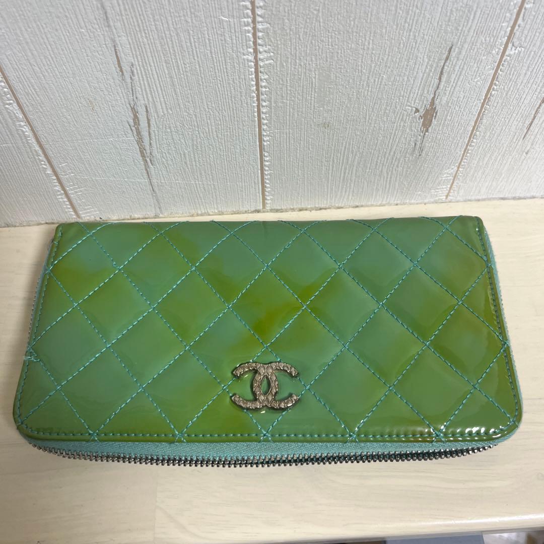 CHANEL グリーン キルティング長財布　キーケース付