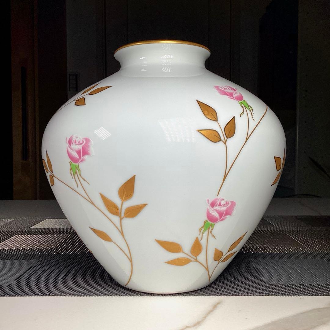 『暮らしのうー特価』　『保管痛み』　香蘭社　『薔薇』　花瓶