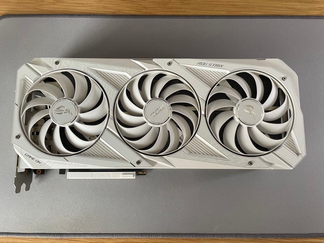 グラフィックボード・グラボ・ビデオカード ASUS ROG-STRIX-RTX3080-O10G-WHITE