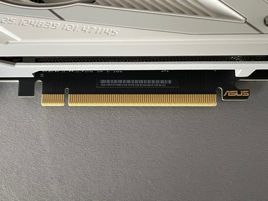 グラフィックボード・グラボ・ビデオカード ASUS ROG-STRIX-RTX3080-O10G-WHITE
