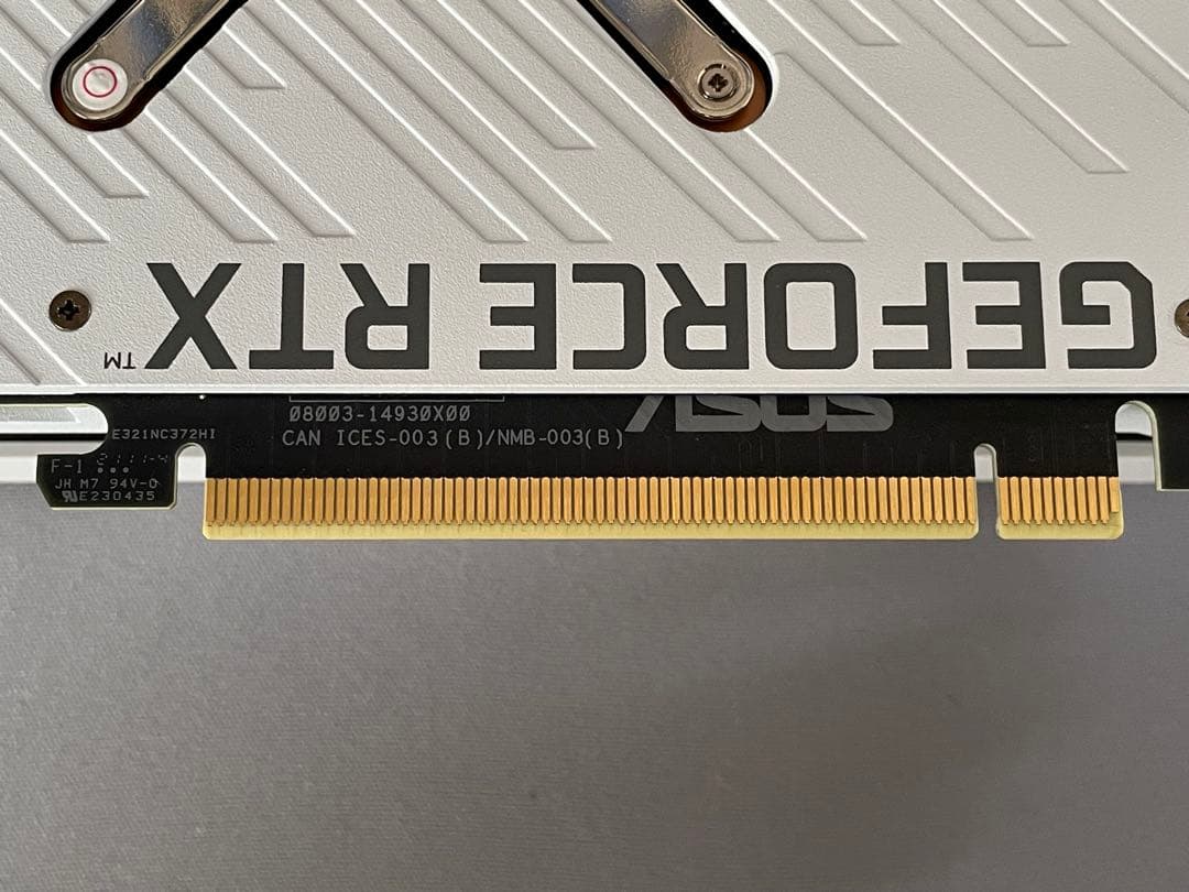 グラフィックボード・グラボ・ビデオカード ASUS ROG-STRIX-RTX3080-O10G-WHITE