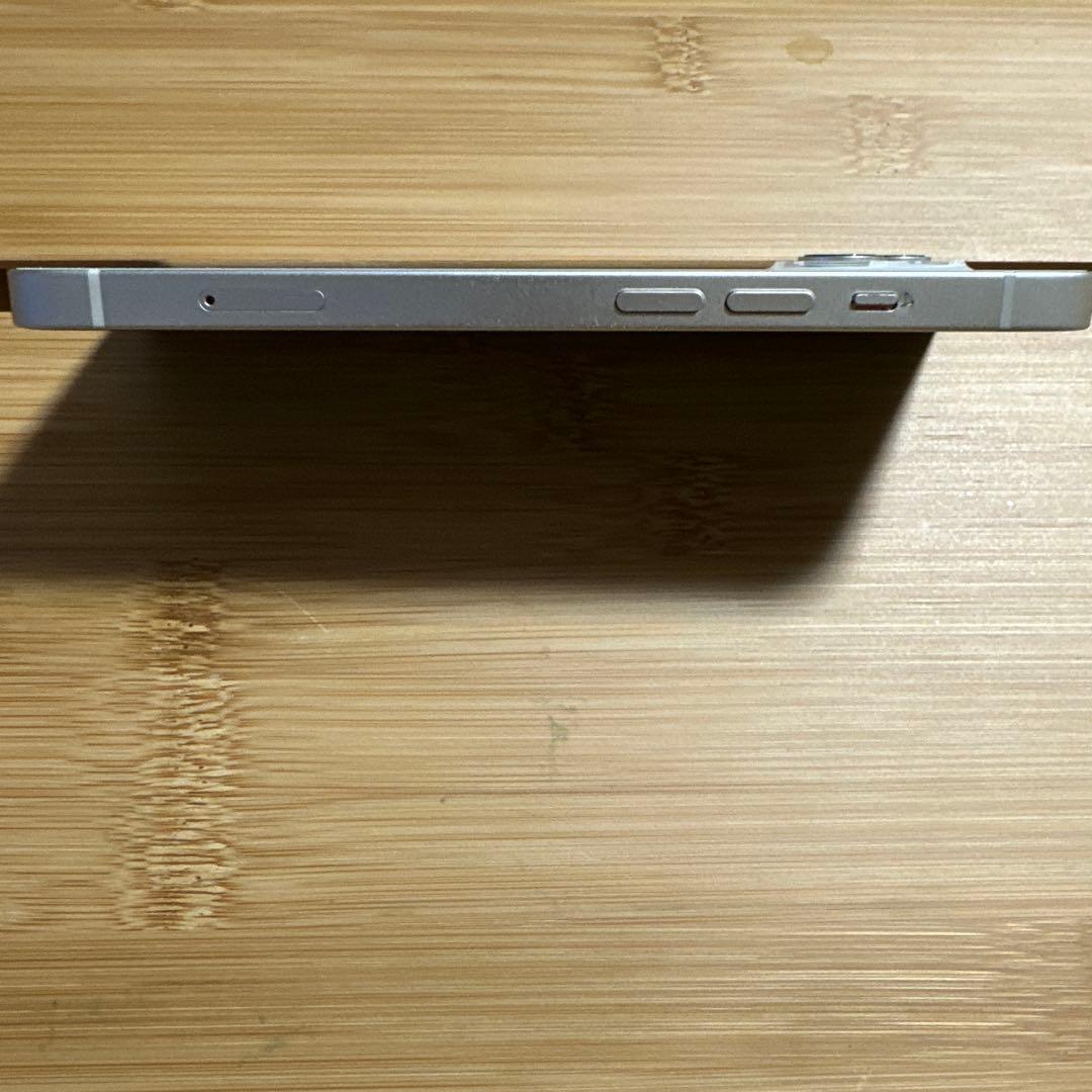 iPhone 13 128GB スターライト SIMフリー