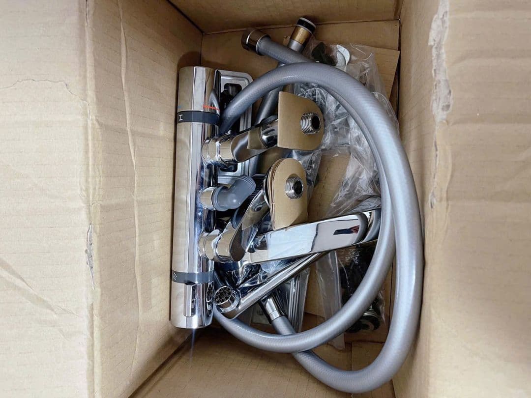 未使用 SANEI サーモシャワー混合栓　SK18520S9-13