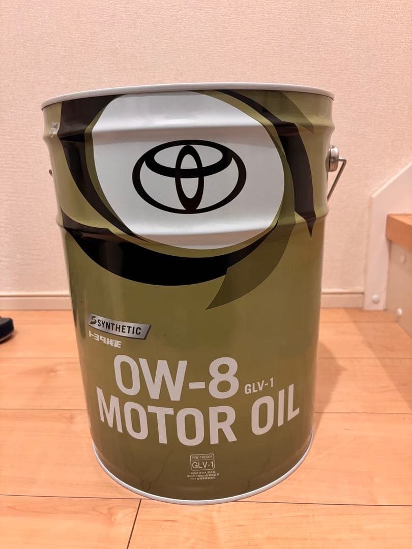 トヨタ純正モーターオイル GLV-1 0W-8 20L 08880-14503