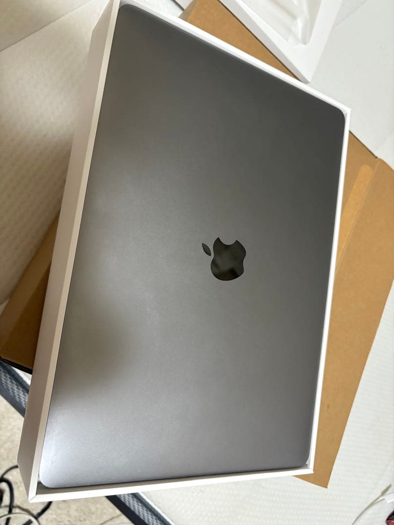 MacBook本体 MacBook Air M1 16gb 512gb 98%