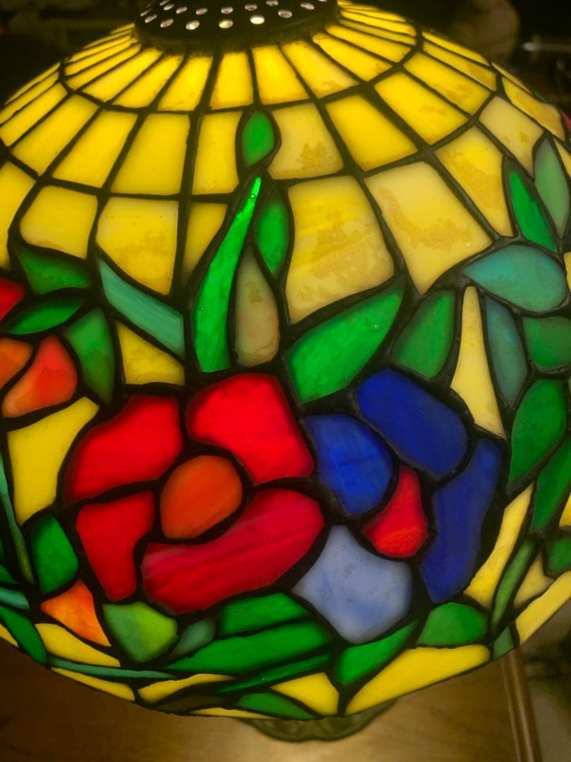 ステンドグラス　ランプ