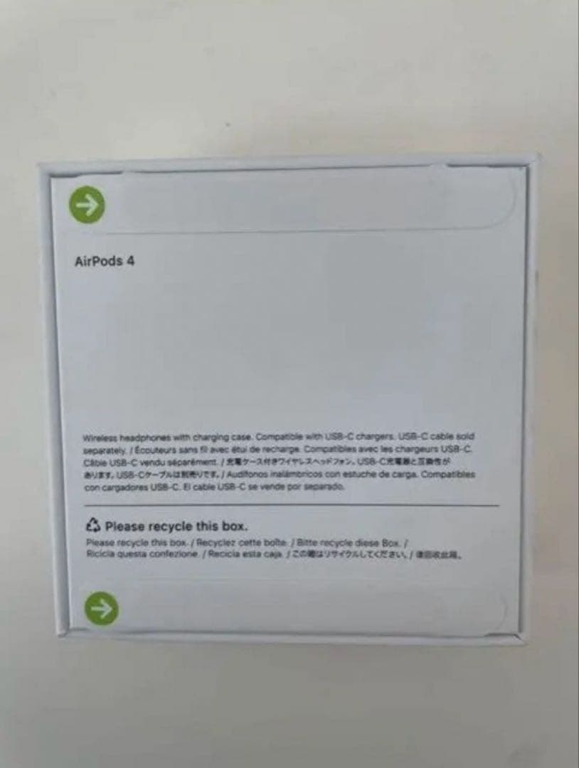 新品未開封　Apple AirPods 4