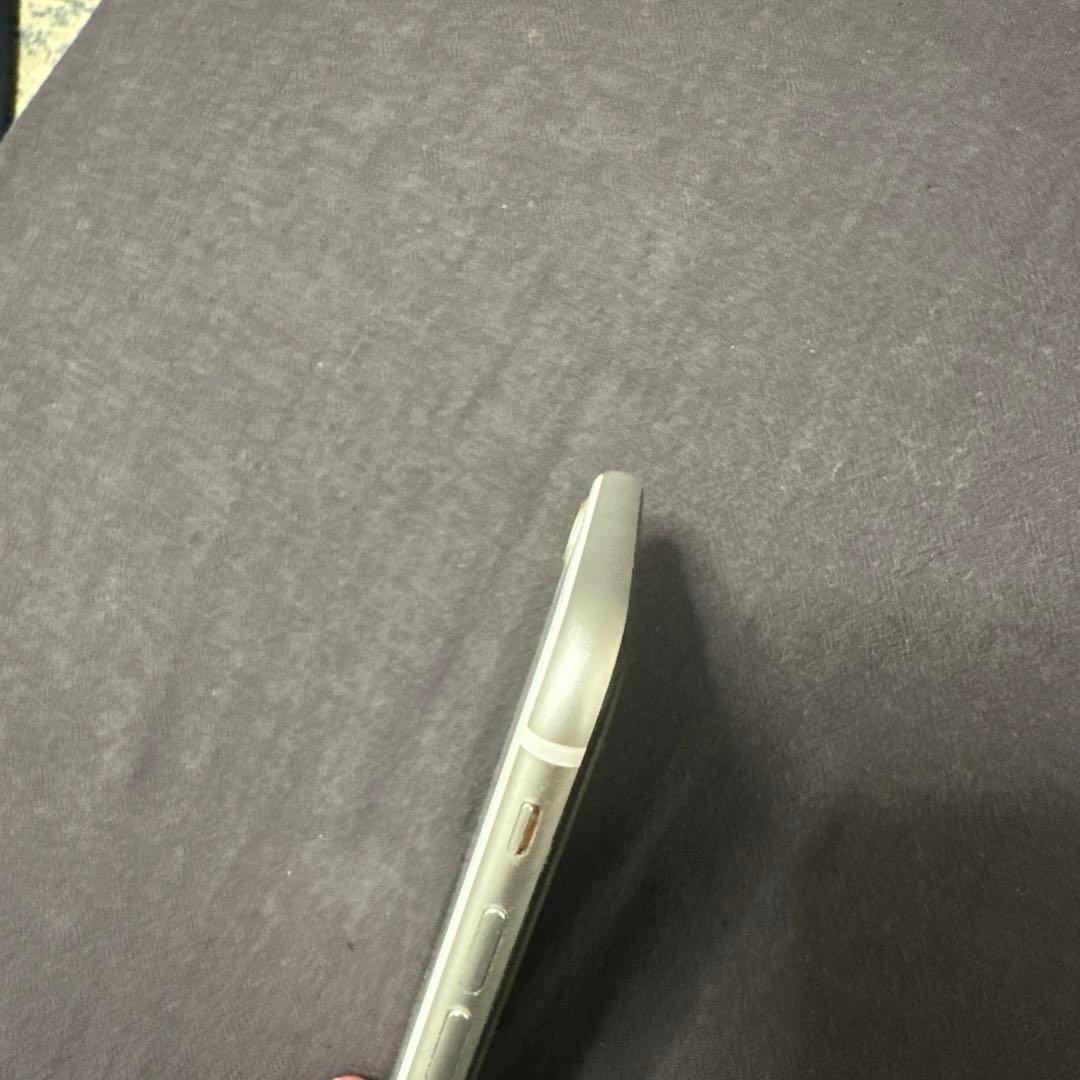 iPhone se 第二世代　256GB 本体